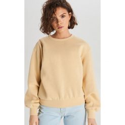 Bluza z balonowymi rękawami - Beżowy. Brązowe bluzy damskie Cropp, s, bez wzorów, bez rękawów, bez kaptura. Za 69,99 zł.