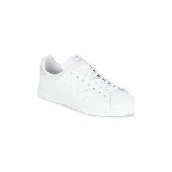 Buty Victoria DEPORTIVO BASKET PIEL. Białe trampki i tenisówki damskie Victoria, bez wzorów, bez zapięcia. Za 259,00 zł.