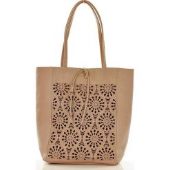 Shopper bag damskie: Modny shopper na ramię skórzany AMELIA nude ażur