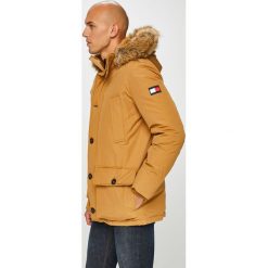 Tommy Hilfiger - Kurtka puchowa. Brązowe kurtki damskie puchowe marki TOMMY HILFIGER, l, z bawełny. Za 1599,00 zł.