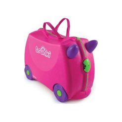 Trunki Kufer Na Kółkach Różowy. Różowe walizki Trunki, bez wzorów. W wyprzedaży za 176,00 zł.