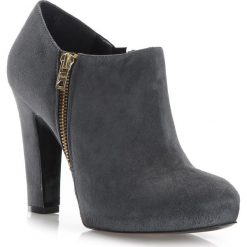 Buty damskie. Szare botki damskie Wittchen, ze skóry, klasyczne, na wysokim obcasie, bez zapięcia. W wyprzedaży za 299,90 zł.