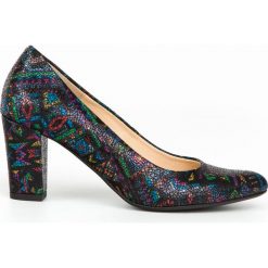 Czółenka w szpic - skóra naturalna - model 972/1 - kolor motyw aztecki. Czarne czółenka damskie Zapato, do pracy, bez wzorów, ze skóry, bez obcasa, na obcasie. Za 319,00 zł.