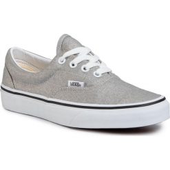 Tenisówki VANS - Era VN0A4U39X1K1 Silver/True White. Szare półbuty damskie Vans, bez wzorów, z gumy, bez zapięcia. W wyprzedaży za 219,00 zł.