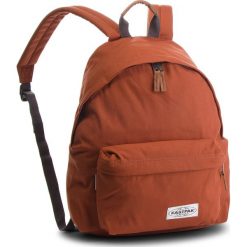 Plecak EASTPAK - Out Of Office EK620 Brązowy. Pomarańczowe torby męskie skórzane Eastpak, bez wzorów, z materiału. W wyprzedaży za 219,00 zł.