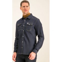 Koszula Guess M01H02 D3YN1. Niebieskie koszule męskie Guess, m, z aplikacjami, z elastanu, casualowe, bez kołnierzyka, bez rękawów. W wyprzedaży za 279,00 zł.
