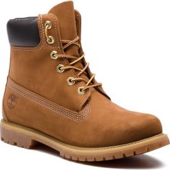 Trapery TIMBERLAND - 6In Prem 10360 Rst. Pomarańczowe trapery damskie Timberland, ze skóry, klasyczne, bez obcasa, bez zapięcia. Za 899,99 zł.