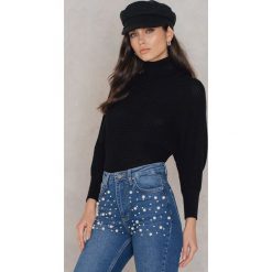 Golfy damskie: NA-KD Sweter z dzianiny z wywijanym golfem – Black