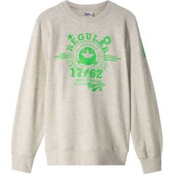 Bluza bonprix naturalny melanż z nadrukiem. Białe bluzy chłopięce bonprix, z nadrukiem, bez rękawów, bez kaptura. Za 21,99 zł.