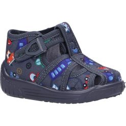 Szare kapcie raweks adaś24. Szare kapcie chłopięce RAWEKS. Za 32,99 zł.