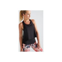 Top 3 w 1 fitness kardio damski 520 czarny. Czarne topy damskie DOMYOS, bez wzorów, z elastanu, z dekoltem na plecach. Za 49,99 zł.