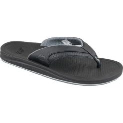 Czarne Japonki New Balance M M6080BGR. Czarne klapki męskie New Balance, bez wzorów, z tworzywa sztucznego. W wyprzedaży za 189,00 zł.