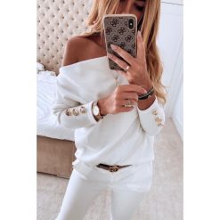 Biała bluzka ARGENTINA WHITE. Białe bluzki damskie Biała bluzka ARGENTINA WHITE, s, bez wzorów, eleganckie, bez kołnierzyka, bez rękawów. W wyprzedaży za 69,00 zł.