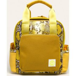 Desigual - Plecak. Żółte plecaki damskie Desigual, bez wzorów, z poliesteru. W wyprzedaży za 269,90 zł.