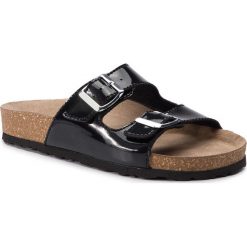 Klapki MARCO TOZZI - 2-27401-22 Black Patent 018. Czarne klapki damskie Marco Tozzi, bez wzorów, ze skóry ekologicznej, bez obcasa. Za 119,90 zł.