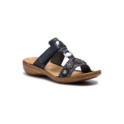 RIEKER 608A9-14. Klapki damskie Rieker, bez wzorów, ze skóry, bez obcasa. Za 209,99 zł.