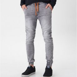 Spodnie jogger slim - Szary. Szare spodnie męskie House, m, bez wzorów, z jeansu. Za 139,99 zł.