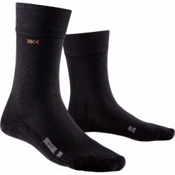 Skarpety X-SOCKS DRESSCODE. Czarne skarpetki męskie X SOCKS, bez wzorów, z jedwabiu. W wyprzedaży za 147,00 zł.