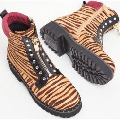 TRAPERY LIU JO. Buty trekkingowe damskie Liu Jo, do pracy, na zimę, biznesowe, bez obcasa, bez zapięcia. Za 1229,00 zł.
