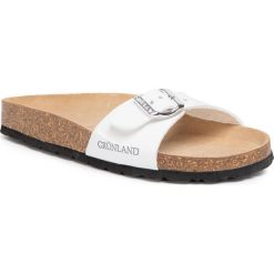 Klapki GRÜNLAND - Sara CB0029-70 Bianco. Białe klapki damskie Grünland, bez wzorów, ze skóry ekologicznej, bez obcasa. W wyprzedaży za 129,00 zł.
