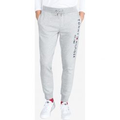 Tommy Hilfiger Spodnie dresowe Szary. Szare spodnie męskie TOMMY HILFIGER, s, bez wzorów, z bawełny. Za 474,95 zł.