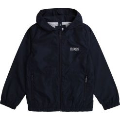 Boss - Kurtka dziecięca 116-152 cm. Czerwone kurtki chłopięce Boss, bez wzorów, z poliesteru, krótkie, z kapturem. W wyprzedaży za 299,90 zł.