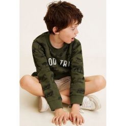 Mango Kids - Bluza dziecięca Road 110-164 cm. Żółte bluzy chłopięce marki Mango Kids, z nadrukiem, z bawełny, bez rękawów, bez kaptura. Za 59,90 zł.