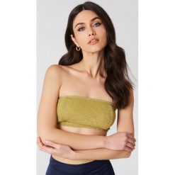 NA-KD Party Top Sparkle Bandeau - Gold. Różowe topy damskie NA-KD Party, bez wzorów, z poliesteru, bez kołnierzyka. W wyprzedaży za 22,40 zł.