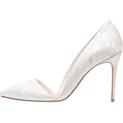 Szpilki: Imagine Vince Camuto OVA Szpilki ivory
