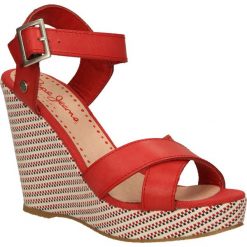 Sandały pepe jeans pls90084. Czerwone sandały damskie Pepe Jeans, bez wzorów, z jeansu, eleganckie, bez obcasa, bez zapięcia. Za 419,99 zł.