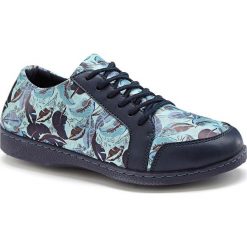 Sneakersy z pianką youfoam bonprix ciemnoniebieski w kwiaty. Niebieskie sneakersy damskie bonprix. Za 69,99 zł.