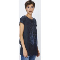 Medicine - Top Rustic Indigo. Niebieskie topy damskie marki MEDICINE, m, z nadrukiem, z bawełny, z okrągłym kołnierzem. W wyprzedaży za 39,90 zł.