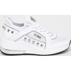 Guess Jeans - Buty FL5JULFAB12. Białe buty sportowe damskie Guess Jeans, z aplikacjami, z jeansu, sportowe. Za 629,90 zł.