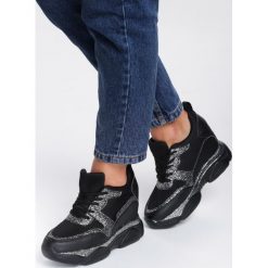 Czarne Sneakersy Modern. Czarne koturny damskie Renee, na sznurówki. Za 109,99 zł.