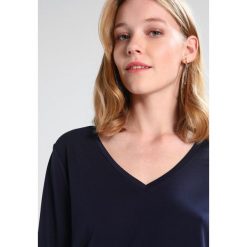 Bluzki asymetryczne: Cortefiel WITH BOW DETAIL IN HEM Bluzka z długim rękawem marine blue