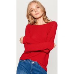 Gładki sweter oversize - Czerwony. Czerwone swetry oversize damskie marki Mohito, l. Za 89,99 zł.