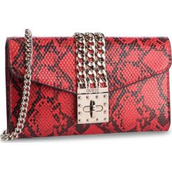 Torebka GUESS - Prisma (PC) Mini-Bags HWPC72 99710 RED. Czerwone torebki klasyczne damskie Guess, z aplikacjami, ze skóry ekologicznej, wizytowe, bez dodatków. Za 589,00 zł.