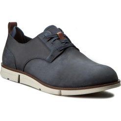 Półbuty CLARKS - Trigen Lace 261237407 Navy Nubuck. Niebieskie półbuty męskie marki Clarks, na co dzień, bez wzorów, ze skóry, bez zapięcia. W wyprzedaży za 299,00 zł.
