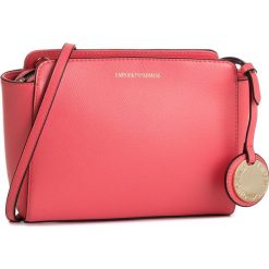 Torebka EMPORIO ARMANI - Y3B084 YH15A 81200 Strawberry/Black. Różowe listonoszki damskie Emporio Armani, bez wzorów, ze skóry ekologicznej, bez dodatków. W wyprzedaży za 519,00 zł.