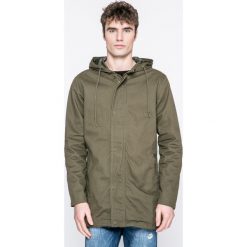 Only & Sons - Kurtka. Zielone płaszcze przejściowe męskie marki Only & Sons, s, z bawełny, długie, z kapturem. W wyprzedaży za 119,90 zł.