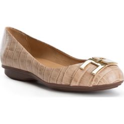 Buty damskie. Brązowe baleriny damskie Wittchen, bez wzorów, ze skóry, eleganckie, bez obcasa. W wyprzedaży za 199,90 zł.