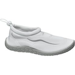 Buty damskie do wody Blue Fin białe. Niebieskie klapki damskie Blue Fin, bez wzorów, z materiału, bez obcasa. Za 29,90 zł.