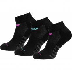 New Balance N5040364BLK - 3 pak. Czarne skarpetki damskie New Balance, bez wzorów, z elastanu. Za 35,99 zł.