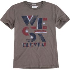 T-shirt w kolorze brązowym. Pomarańczowe t-shirty męskie Pepe Jeans, Mexx, Pierre Cardin, s, z nadrukiem, z bawełny, z okrągłym kołnierzem. W wyprzedaży za 59,95 zł.