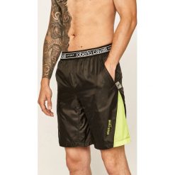 Roberto Cavalli Sport - Szorty. Czarne spodenki sportowe męskie Roberto Cavalli Sport, s, z nadrukiem, z poliesteru, sportowe. W wyprzedaży za 399,90 zł.