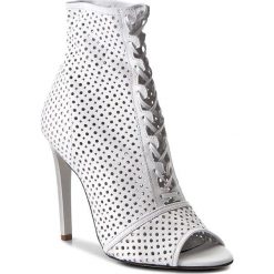 Buty zimowe damskie: Szpilki CARINII – B3957 G34-000-000-B40