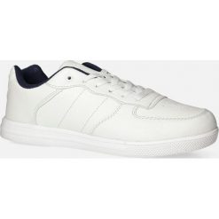 Białe buty sportowe sznurowane casu 20t7/w. Białe buty sportowe męskie Casu, na sznurówki. Za 54,99 zł.