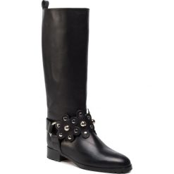 Kozaki RED VALENTINO - SQ2S0C57LMT Nero LMT. Czarne kozaki damskie Red Valentino, ze skóry, bez obcasa, na obcasie, bez zapięcia. W wyprzedaży za 2829,00 zł.