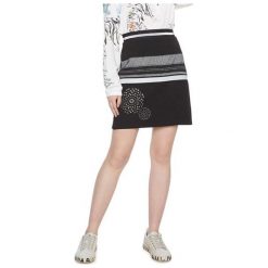 Desigual Damska Spódnica Fal Jana Negro 18Wwfk07 2000 (Rozmiar S). Szare spódniczki damskie marki Desigual, s, bez wzorów, eleganckie. W wyprzedaży za 160,00 zł.