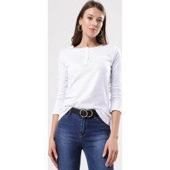 Biała Bluzka Always You. Białe bluzki damskie Born2be, xl, bez wzorów, z okrągłym kołnierzem, z długim rękawem. Za 29,99 zł.